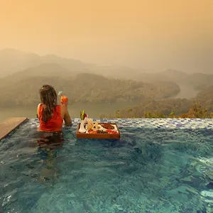 Resort Ragamaya Y Munnar