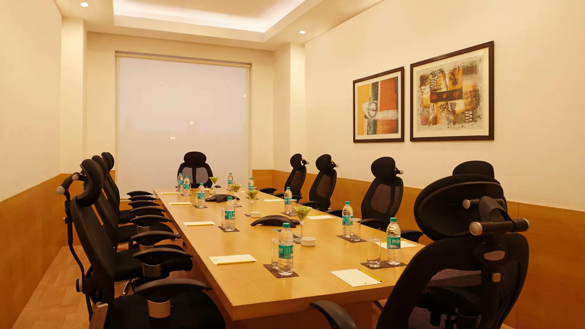 Lemon Tree Premier, Delhi Airport Otel Yeni Delhi Hindistan