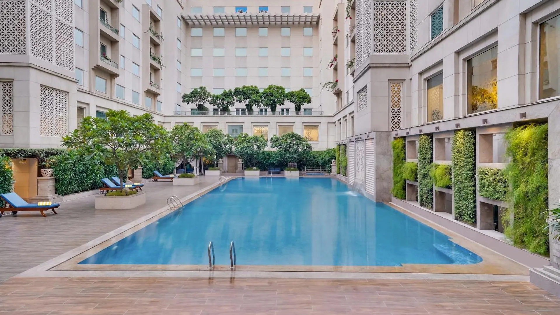 Lemon Tree Premier, Delhi Airport Otel Yeni Delhi 5*,  Hindistan
